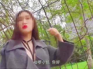 Japanese Stranger Gets Picked Up in Public for a Hot Fuck Fest